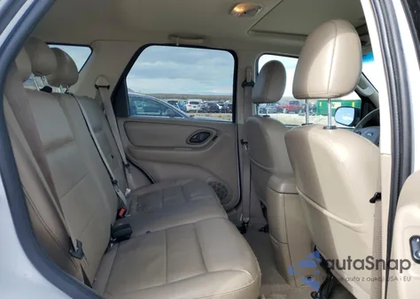 2006 Ford Escape Xlt z USA, uszkodzony, nr VIN 1FMYU93196KC03087